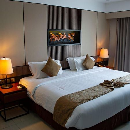 A One Hotels By Ventus Hotels & Resorts- Delhi Airport New Delhi Ngoại thất bức ảnh