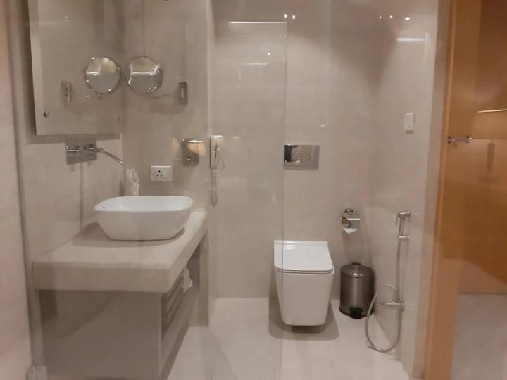 A One Hotels By Ventus Hotels & Resorts- Delhi Airport New Delhi Ngoại thất bức ảnh