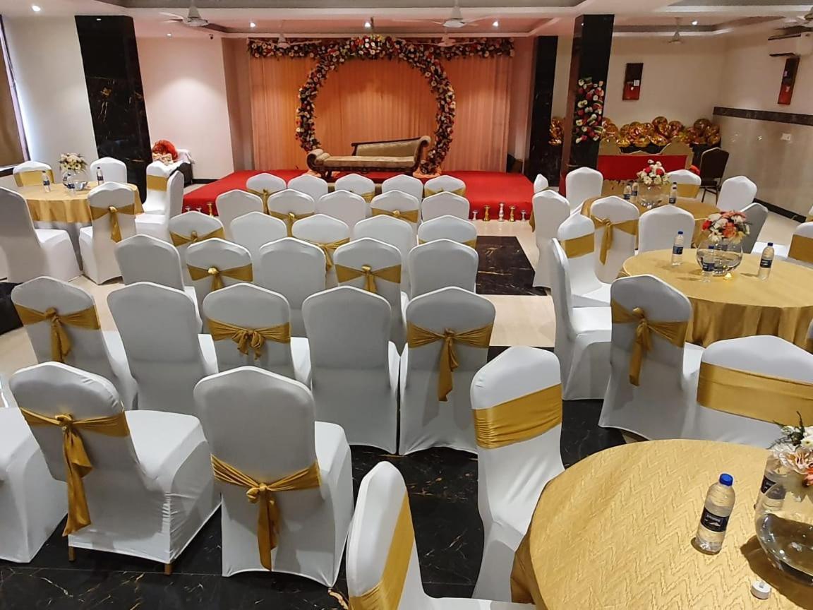 A One Hotels By Ventus Hotels & Resorts- Delhi Airport New Delhi Ngoại thất bức ảnh